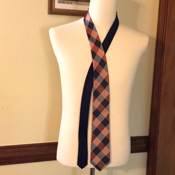 Tommy Hilfiger Silk Diamond Check Tie - Picture 3 of 9